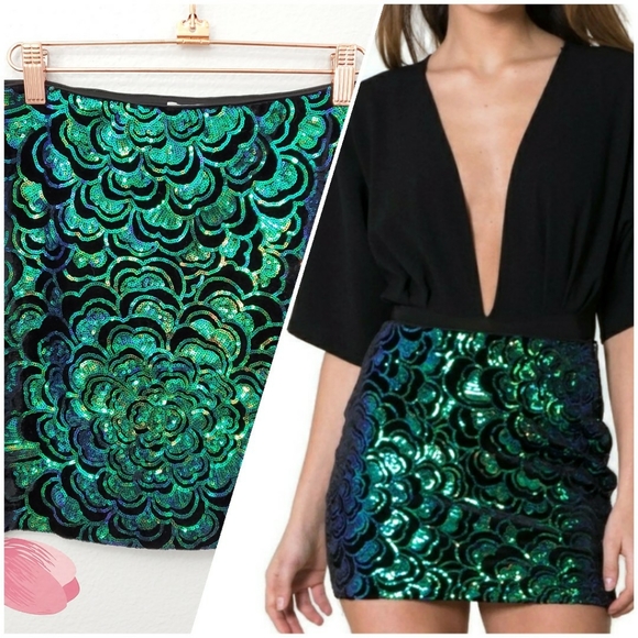 H&M Dresses & Skirts - H&M Velour Sparkle Sequined Mini Skirt